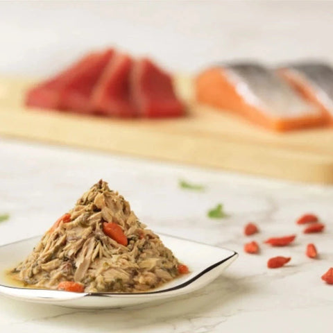 Kakato Complete Diet Tinned Food - Tuna, Salmon & Goji Berries